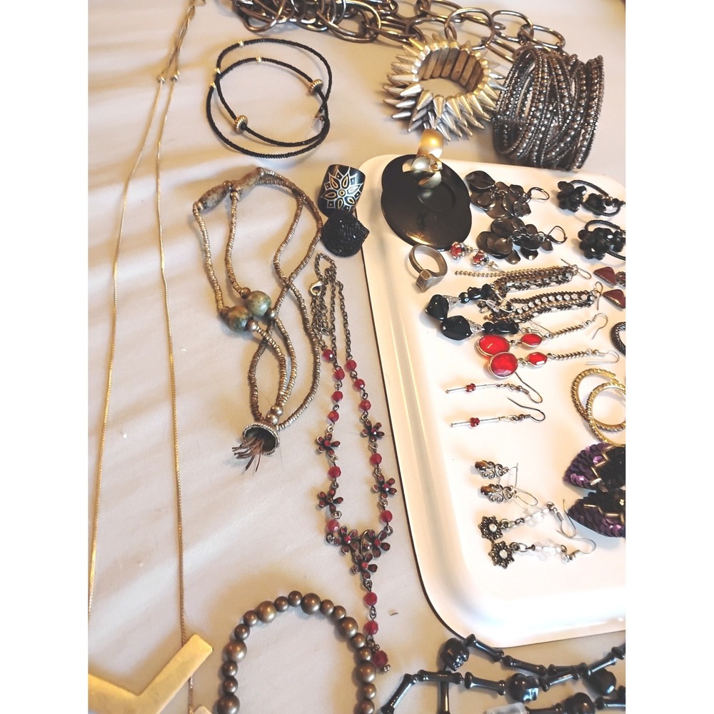 ▪️Vampy Grunge Whimsy goth jewelry Bundle Lot Halloween Festival Dark Academia - Picture 4 of 14